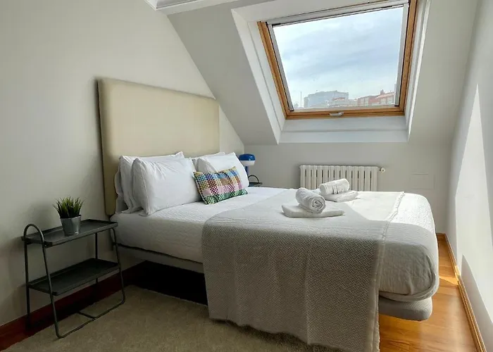 Carrerahouses Deluxe C/garaje Apartment